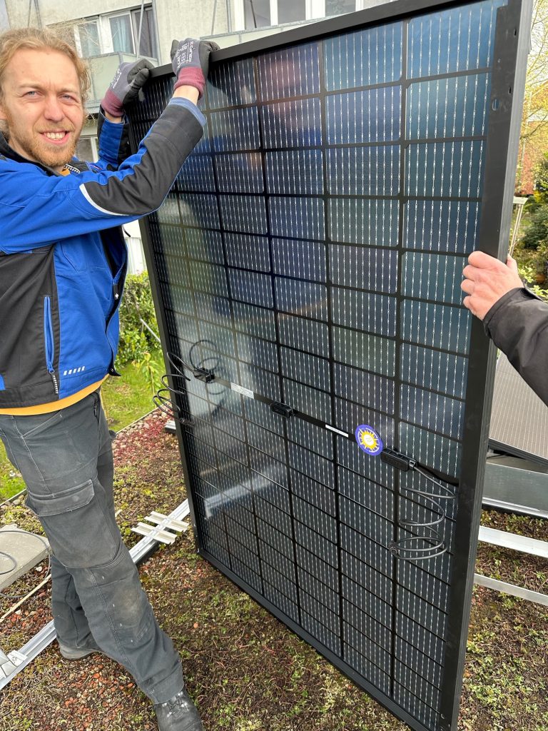 PV-Module auf dem Carport